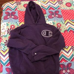 Men’s champion hoodie size XL